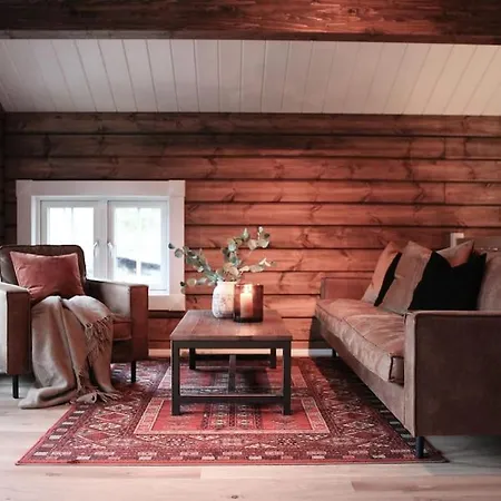 Villa Tommerhus I Sentrum Med Panorama Utsikt Geiranger