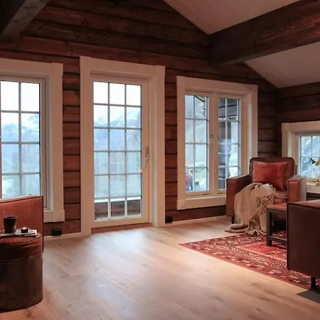 Tommerhus I Sentrum Med Panorama Utsikt Geiranger