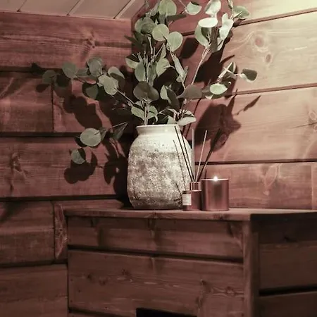 Tommerhus I Sentrum Med Panorama Utsikt Geiranger