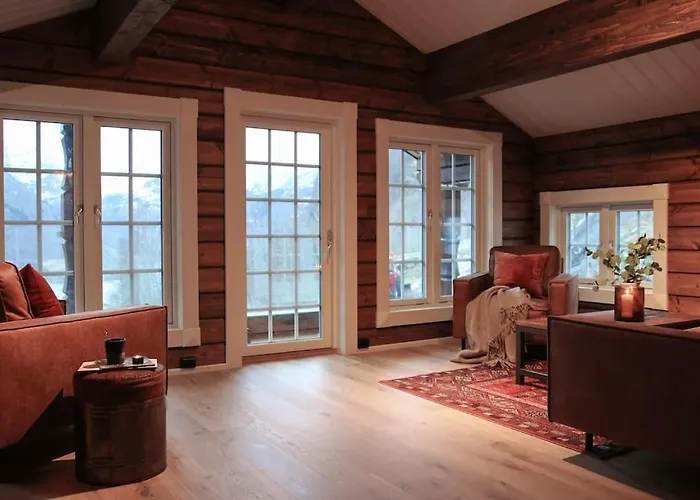 Tommerhus I Sentrum Med Panorama Utsikt Geiranger