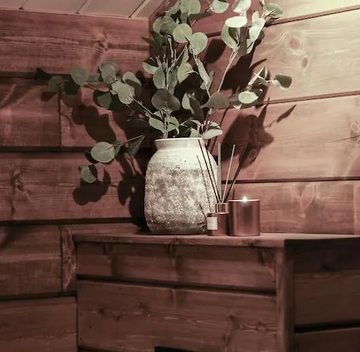 Tommerhus I Sentrum Med Panorama Utsikt Geiranger