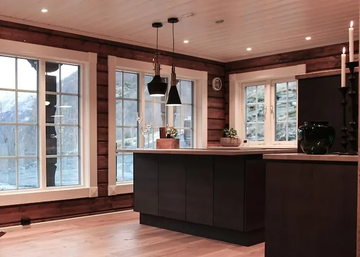 Villa Tommerhus I Sentrum Med Panorama Utsikt Geiranger