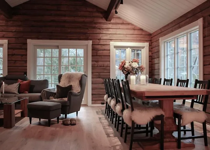 Villa Tommerhus I Sentrum Med Panorama Utsikt Geiranger